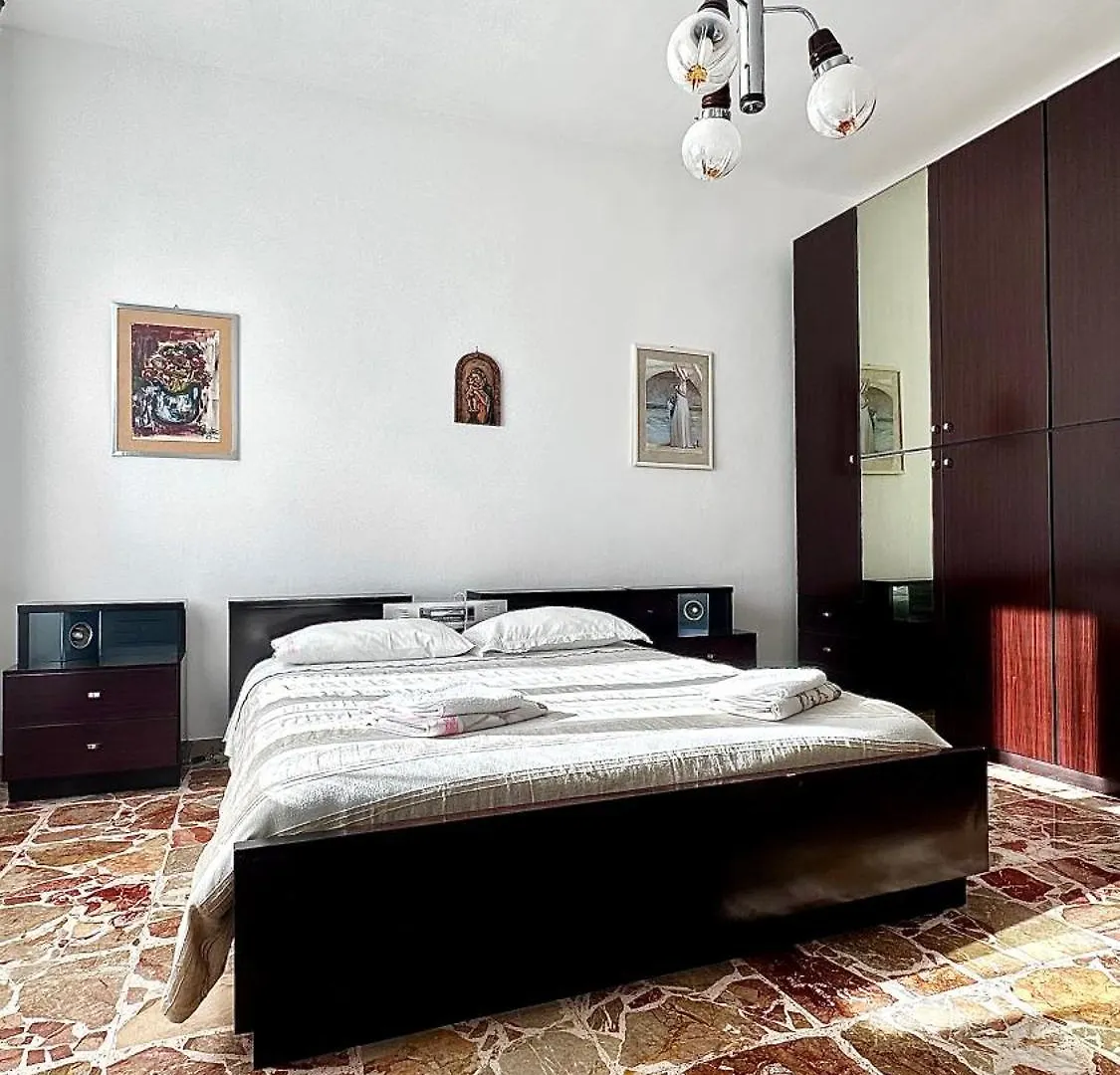 2-Bedroom Apartment Illario - Heart Of Tuscany - Airco & Free Parking Pomarance