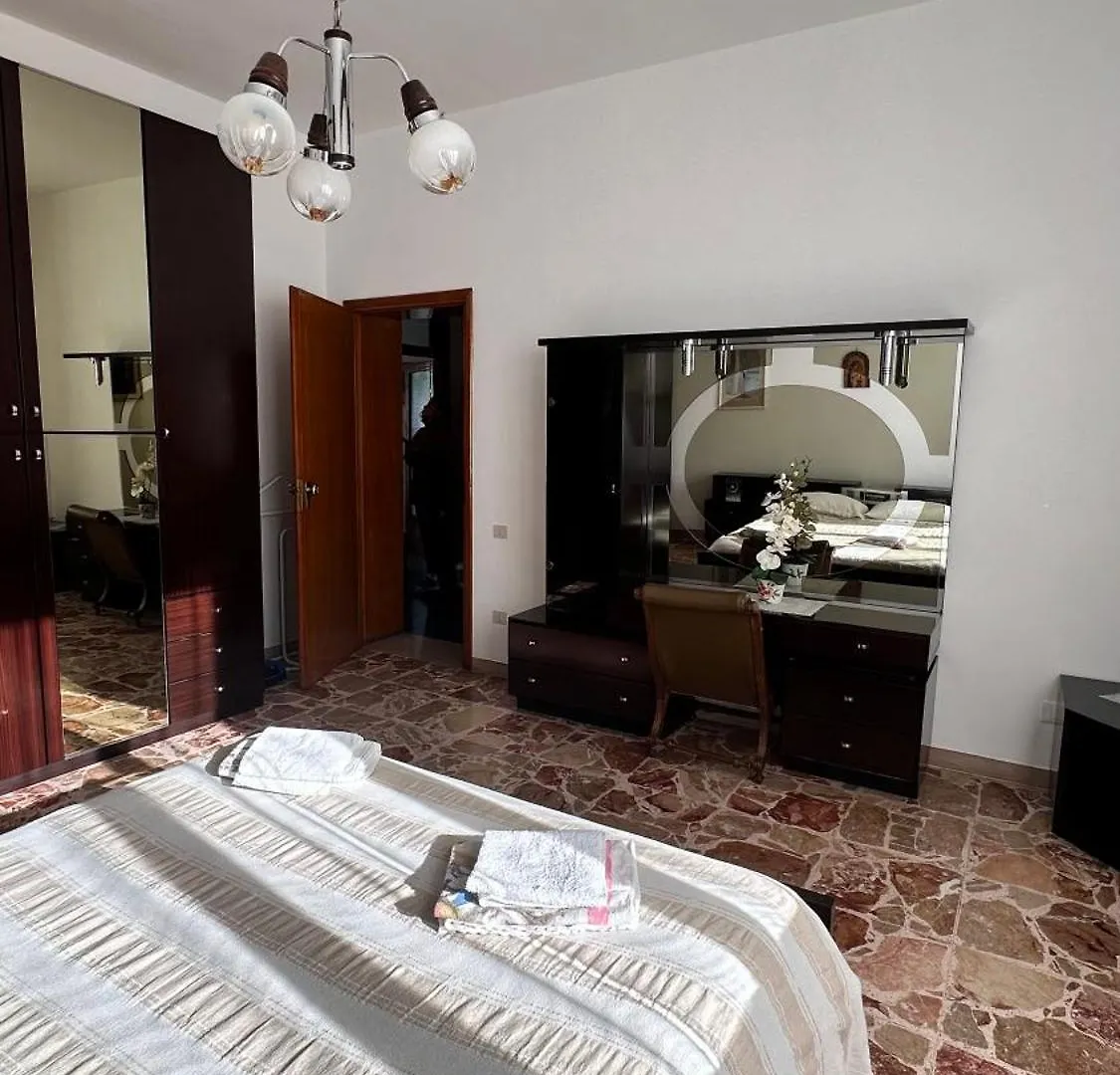 2-Bedroom Apartment Illario - Heart Of Tuscany - Airco & Free Parking Pomarance
